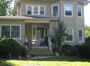 37 Washington Pl, Ridgewood, NJ 07450