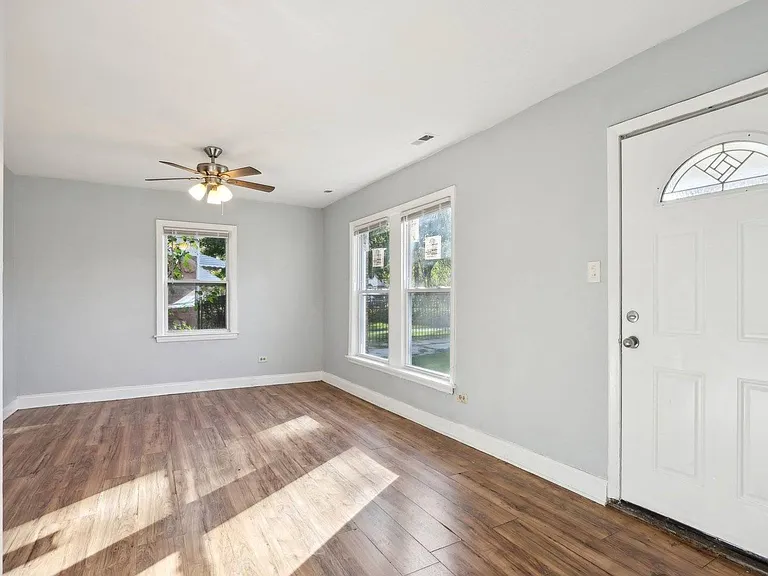 12219 S Throop St — Photo 12