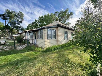 400 6th Ave, Edgemont, SD, 57735