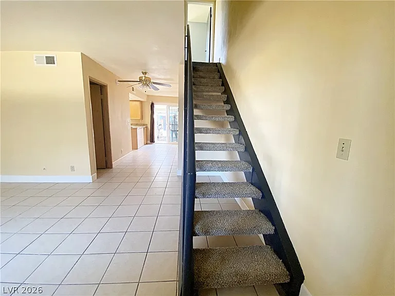 894 Rhinegold Way — Photo 4