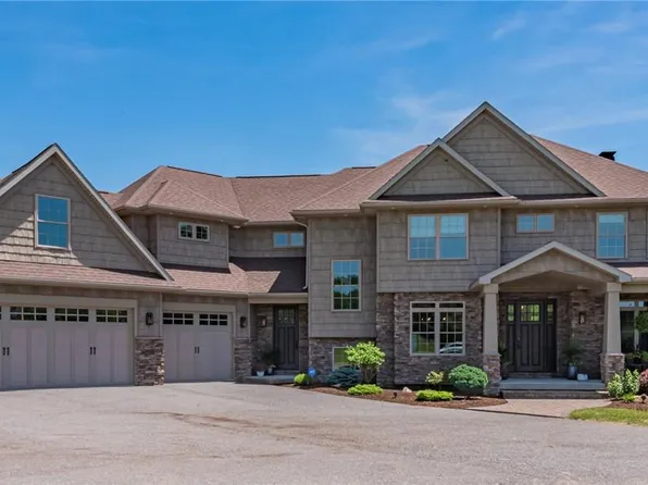 324 Chan Rd, Falls Creek, PA 15840