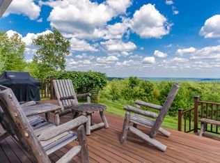 9 Southview Dr, Mont Vernon, NH 03057