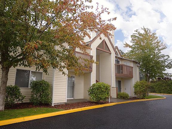 3rd image of 13248 135th Ave NE #A-9