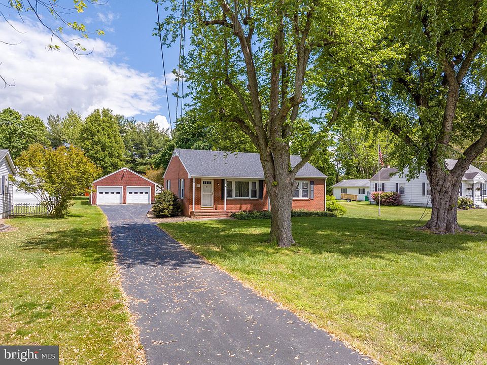 1st image of 114 Station Ln