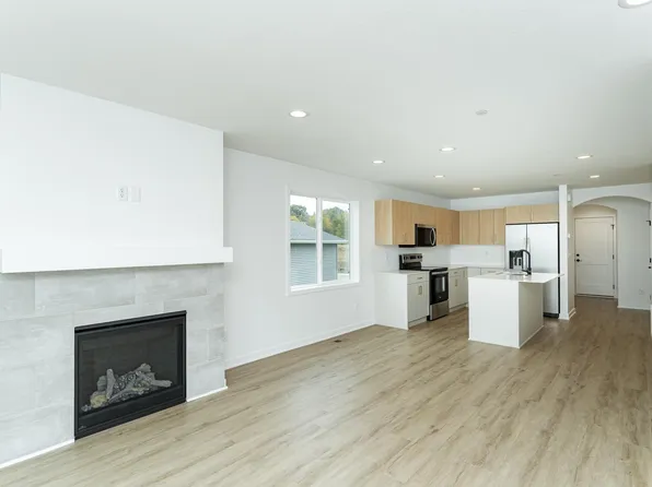 1081 Century Village Ln NE, Rochester, MN 55906
