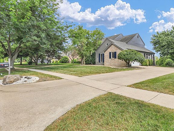 5th image of 1704 Bentbrook Dr