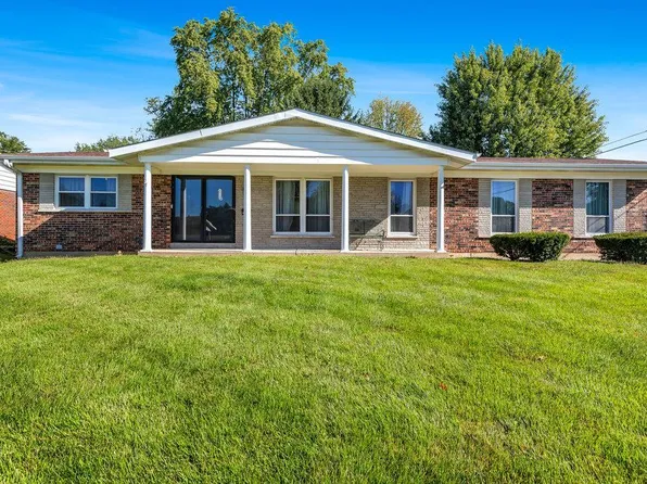 3955 Belcroft Dr, Florissant, MO 63034