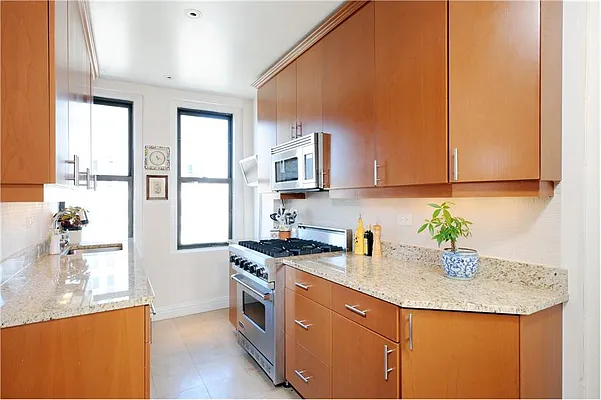Sold by Douglas Elliman | media 4