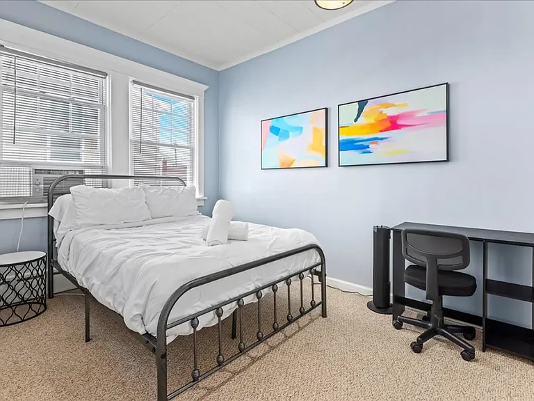 100 N Bryant Ave #B — Photo 7