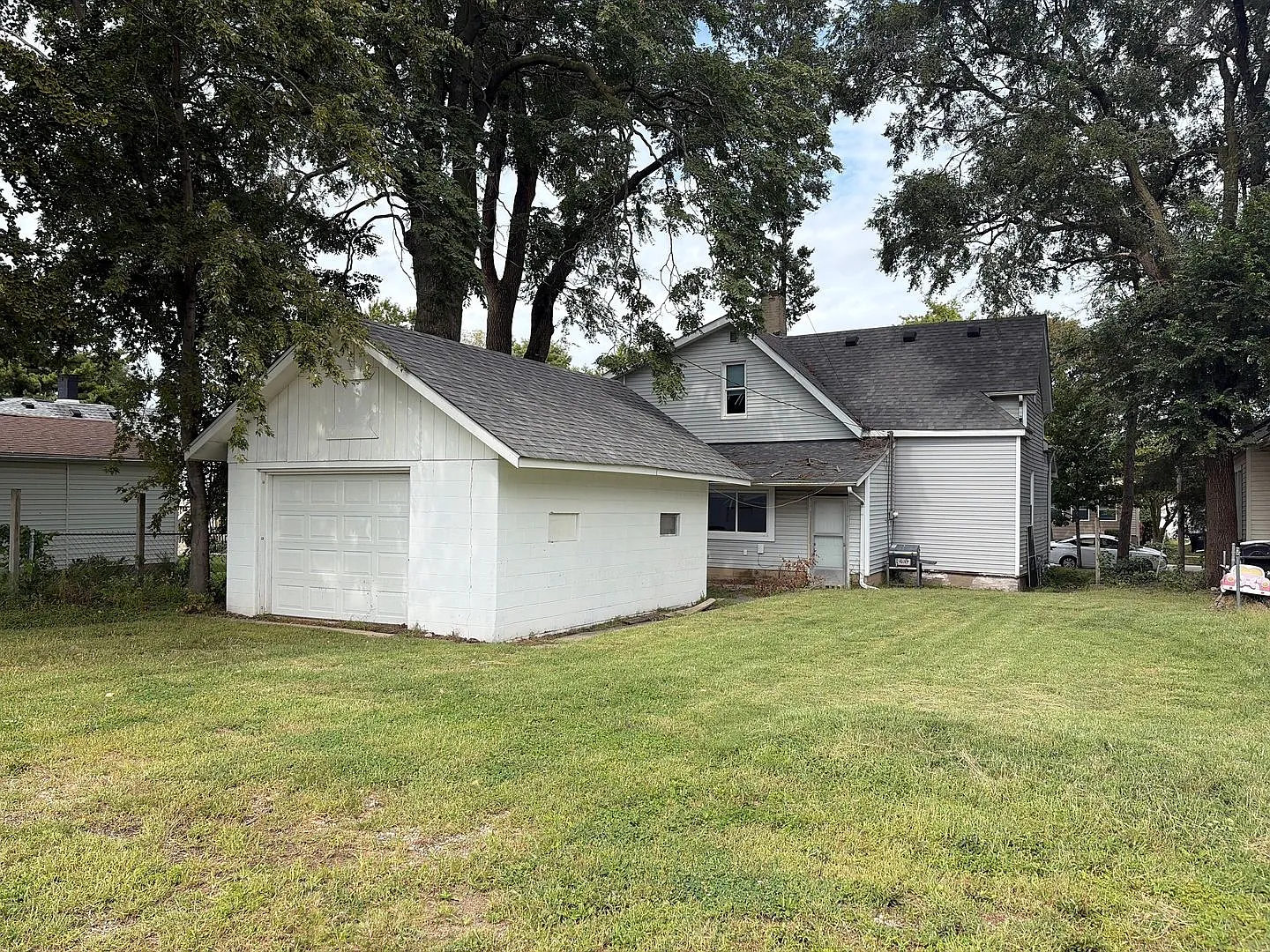 3-bedroom home on West Walnut for lease! — Photo 3