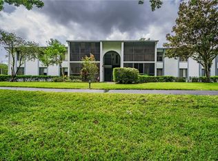 1290 Pine Ridge Cir E APT G1, Tarpon Springs, FL 34688