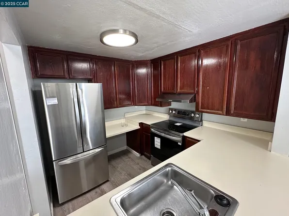 3655 West Ct, Richmond, CA 94806