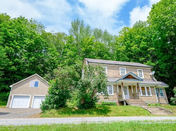 93 Pleasant Street, Cavendish, VT 05142