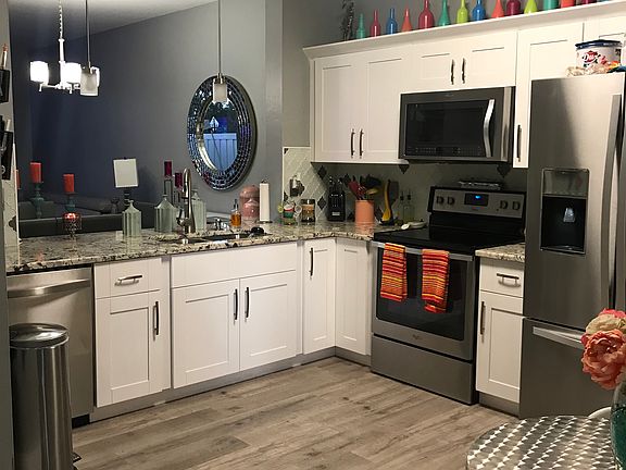 5th image of 3650 Pine Oak Cir APT 107