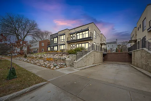 462 W Stadium Blvd #1 Photo 1