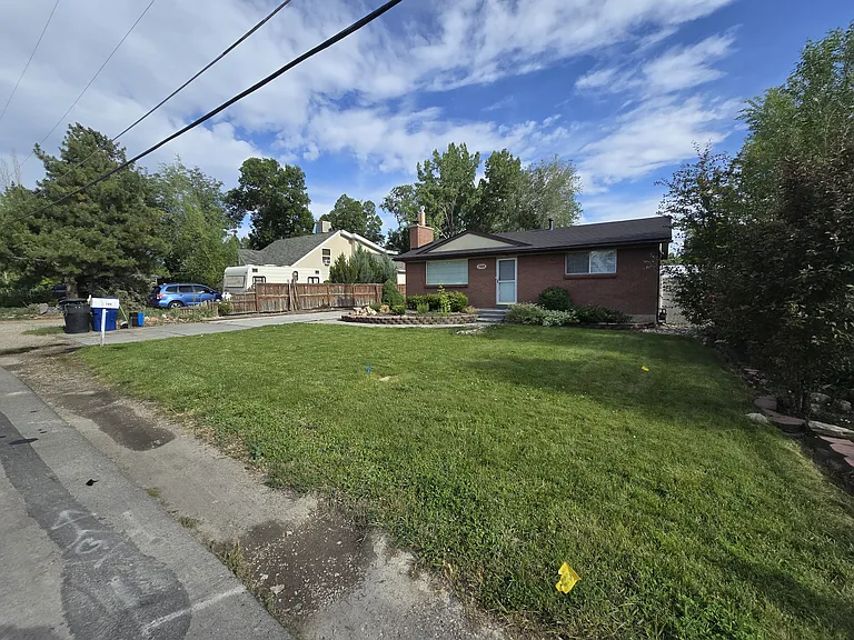 744 E 4200 S — Photo 33