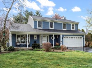 206 Thornbury Ct, Oswego, IL 60543