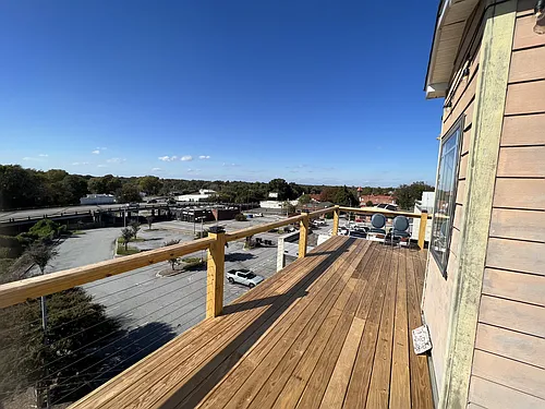 121 N Main St #201 Photo 1