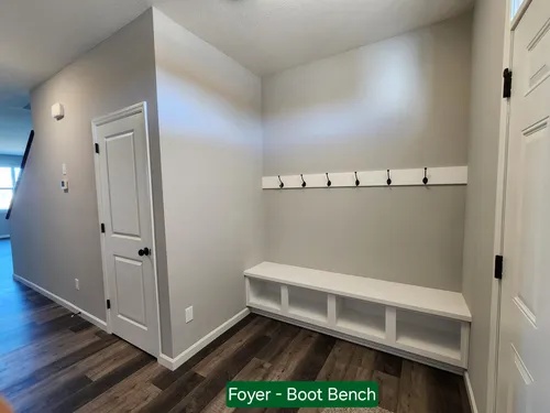 10229 Goodview Cir Photo 1