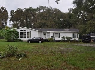 1001 Crystal Lake Rd, Lutz, FL 33548
