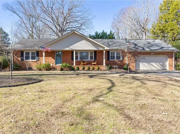809 Winthrope Dr, Virginia Beach, VA 23452