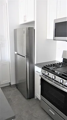 Rented by Newell and Assoc. | media 4