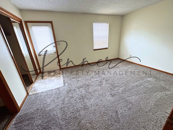 4th image of 154 NW Zaun Ave