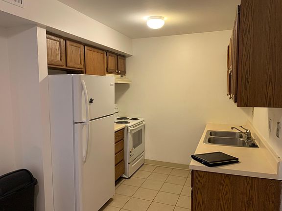 5th image of 1103 Olive Village Ct Unit 1103