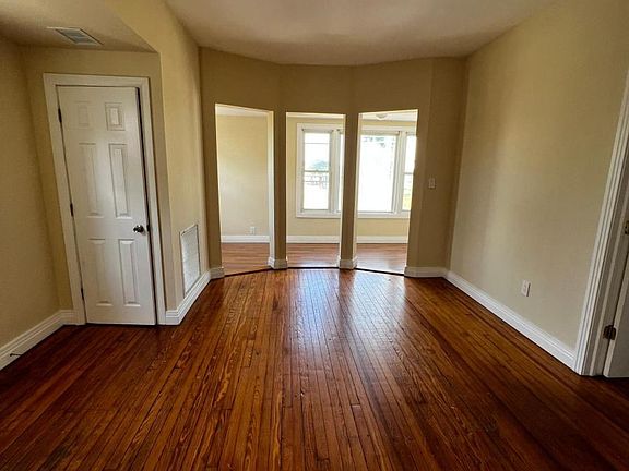 4th image of 294 Prescott St APT 2