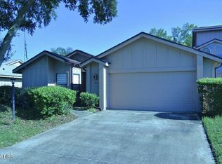 1917 Sprucewood Way, Port Orange, FL 32128