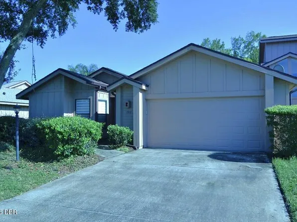 1917 Sprucewood Way, Port Orange, FL 32128