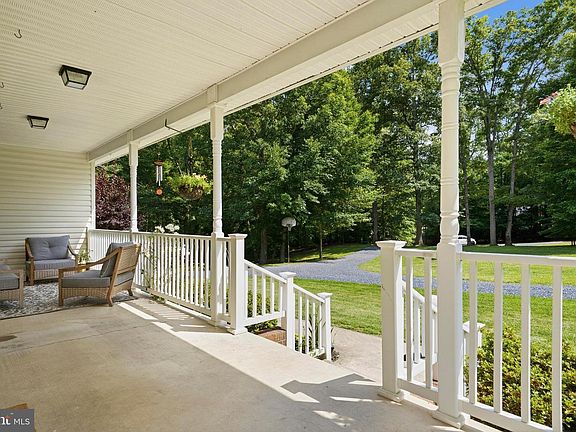 4th image of 8200 Clamber Hill Pl