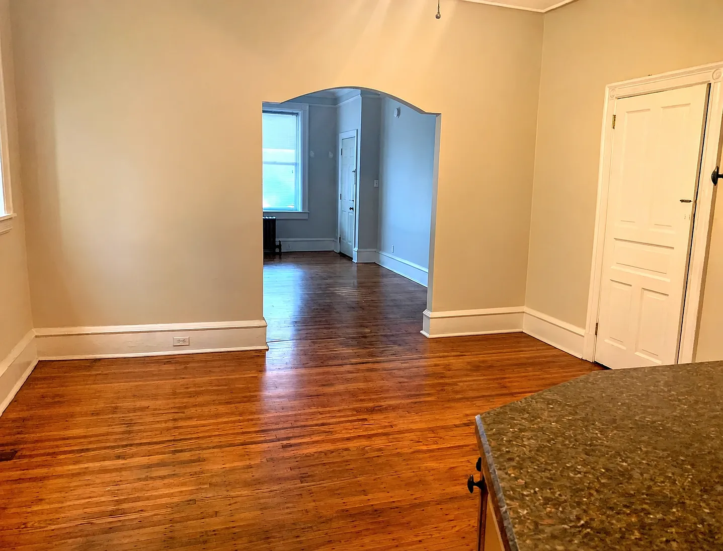 2 bed, $1,450 — Photo 4