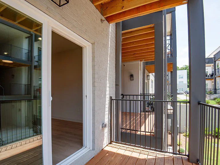 Wisteria Ridge — Photo 40