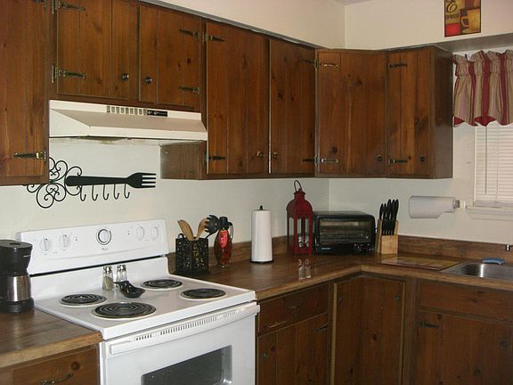 5th image of 2282 Continental Ave