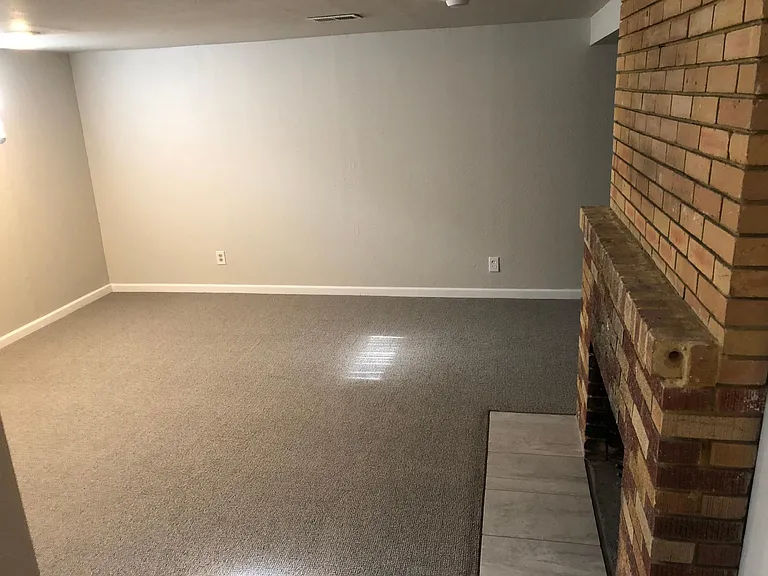 3922 N Elgin St — Photo 15