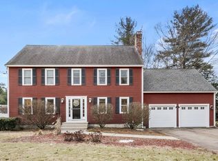 60 Hitching Post Dr, Walpole, MA 02081