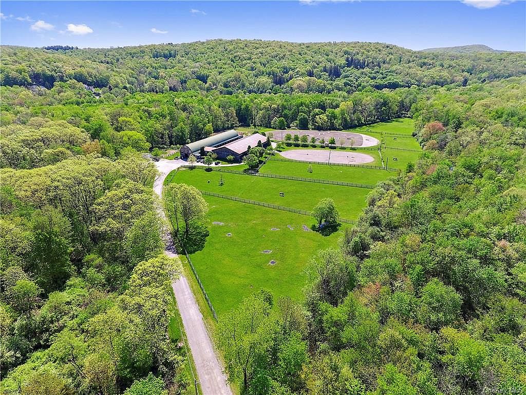 220 Doansburg Road, Brewster, NY 10509 Zillow