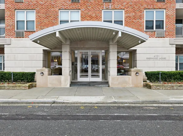 410 E Broadway #LH, Long Beach, NY 11561