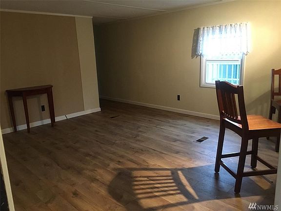 4th image of 3715 152nd St NE Unit 36