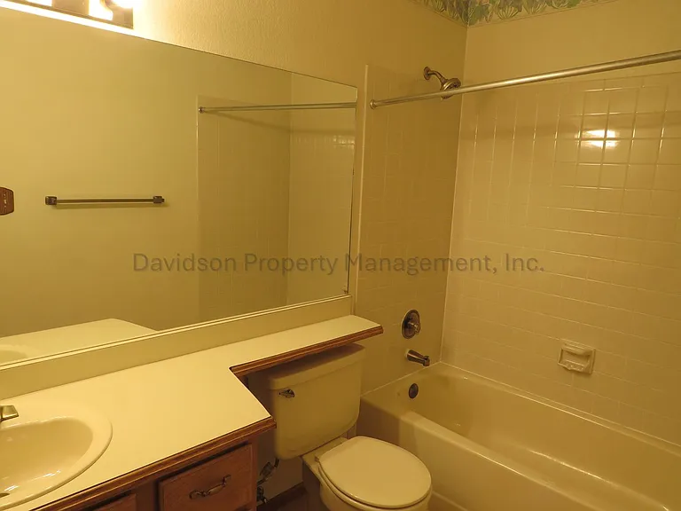 2232 Ramsgate Ter — Photo 11