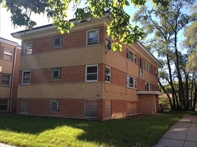 2nd image of 3600 Warren Ave #C-1