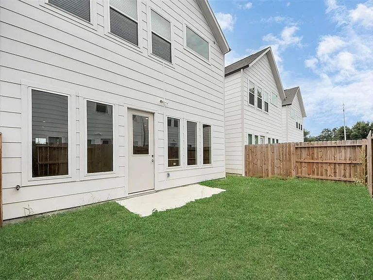 4407 Abaco Ln — Photo 27