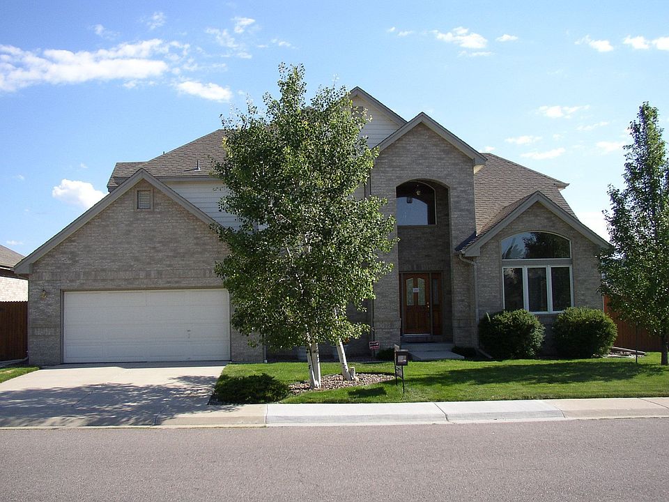 Front with 3 Car Garage!