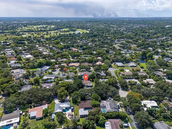 521 SW 59th Avenue, Plantation, FL 33317