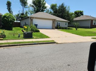 2603 SW 10th St, Bentonville, AR 72712