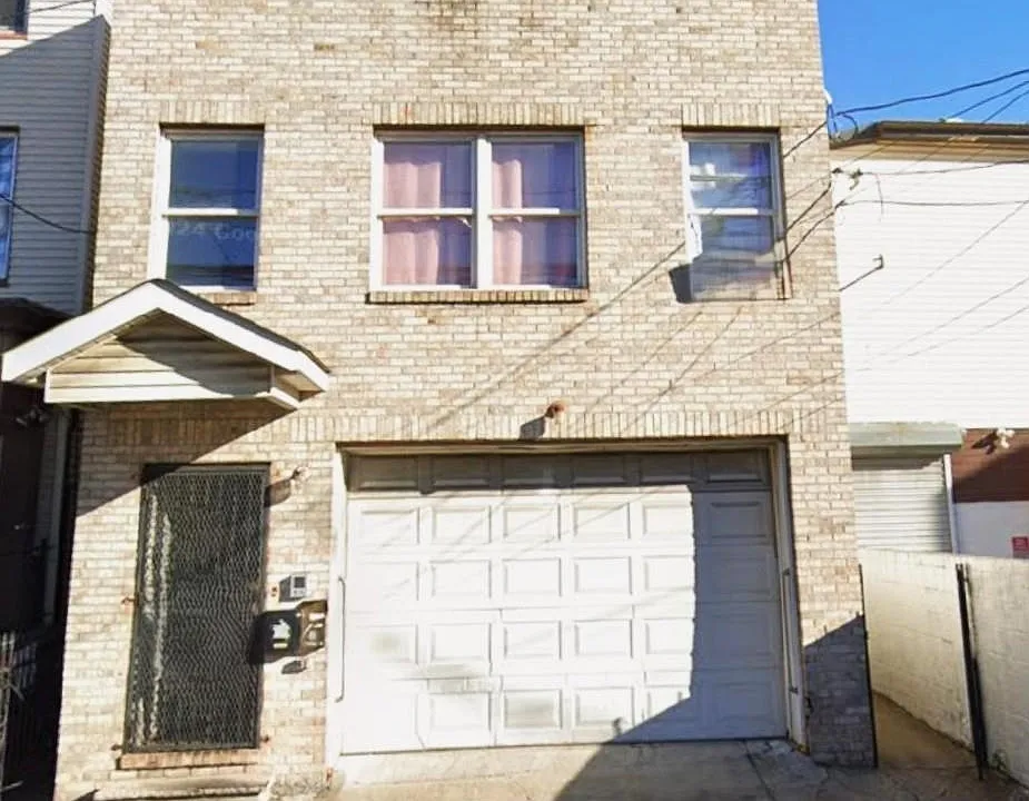 158 Tonnelle Ave #1