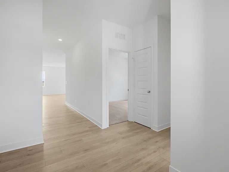 4323 Malvern Way — Photo 13