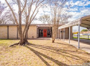 5802 Castle Lk, San Antonio, TX 78218
