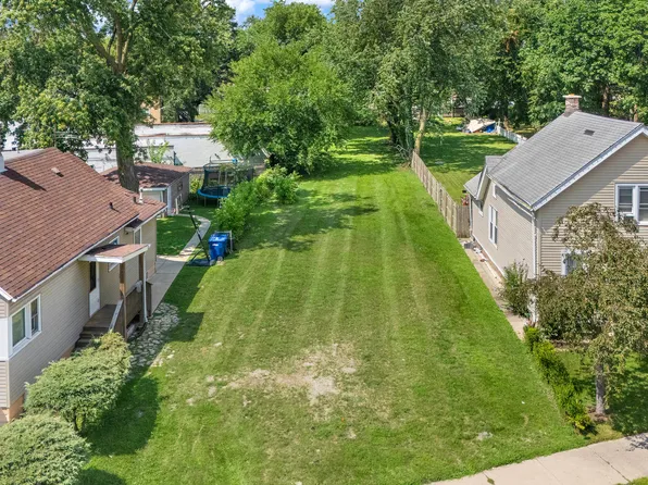 1950 Vermont St, Blue Island, IL 60406